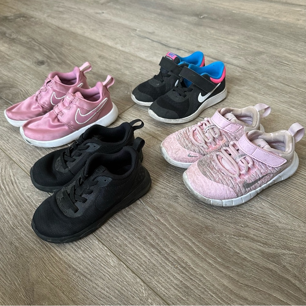 Nike Kids Shoes - Size 9